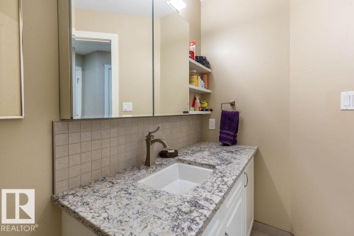 301 9707 105 Street, Edmonton, AB - Indoor Photo Showing Bathroom