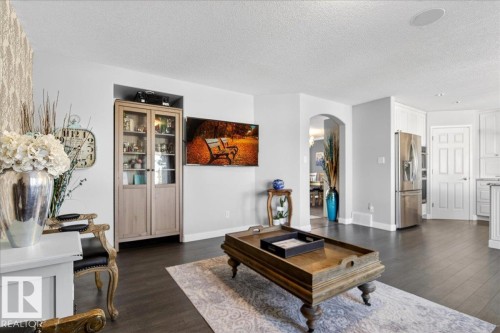 22 Harvest Bay, Stony Plain, AB - Indoor Photo Showing Living Room