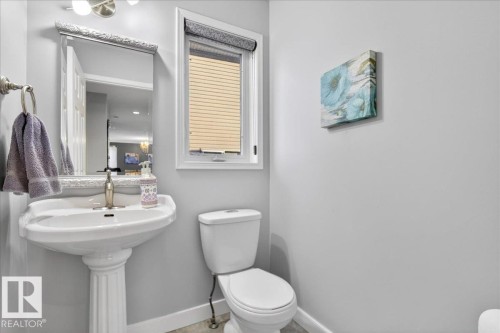22 Harvest Bay, Stony Plain, AB - Indoor Photo Showing Bathroom