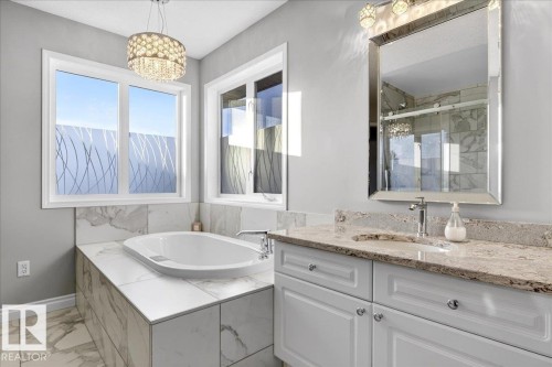 22 Harvest Bay, Stony Plain, AB - Indoor Photo Showing Bathroom