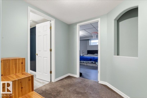 22 Harvest Bay, Stony Plain, AB - Indoor Photo Showing Other Room