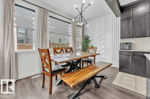2107 14 Avenue, Edmonton, AB - Indoor Photo Showing Dining Room