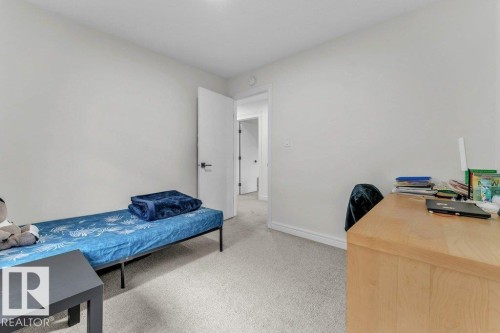 2107 14 Avenue, Edmonton, AB - Indoor