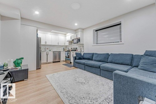 2107 14 Avenue, Edmonton, AB - Outdoor With View