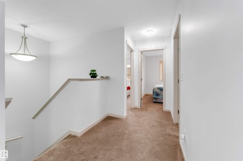 3048 16 Avenue, Edmonton, AB - Indoor Photo Showing Other Room
