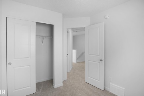 3 Edgewater Close, Spruce Grove, AB - Indoor Photo Showing Other Room