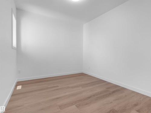 5225 47 Ave, Calmar, AB - Indoor Photo Showing Other Room