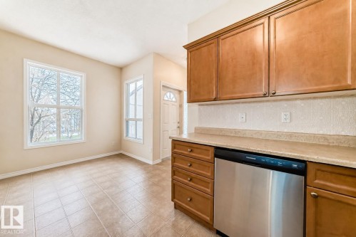 12308 117 Avenue, Edmonton, AB - Indoor Photo Showing Kitchen