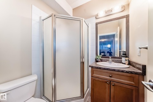 12308 117 Avenue, Edmonton, AB - Indoor Photo Showing Bathroom