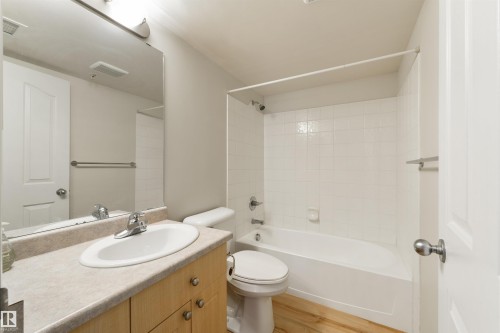 112 10311 111 Street, Edmonton, AB - Indoor Photo Showing Bathroom