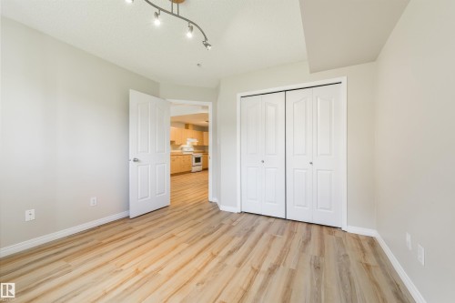 112 10311 111 Street, Edmonton, AB - Indoor Photo Showing Other Room