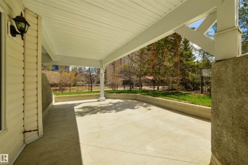 112 10311 111 Street, Edmonton, AB - Outdoor