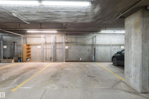 112 10311 111 Street, Edmonton, AB - Indoor Photo Showing Garage