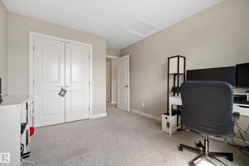 2456 Kelly Circle Circle, Edmonton, AB - Indoor Photo Showing Office