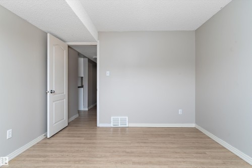 Image quality insufficient for description - 15109 Miller Boulevard, Edmonton, AB - Indoor Photo Showing Other Room