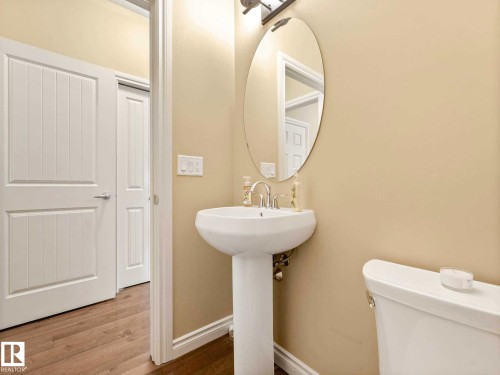 3441 West Landing, Edmonton, AB - Indoor Photo Showing Bathroom