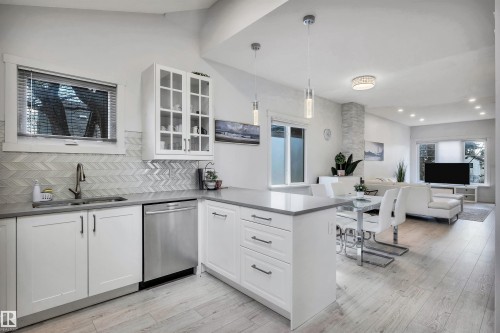 11531 97 Street, Edmonton, AB - Indoor Photo Showing Kitchen With Double Sink With Upgraded Kitchen