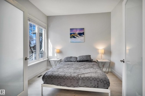 11531 97 Street, Edmonton, AB - Indoor Photo Showing Bedroom