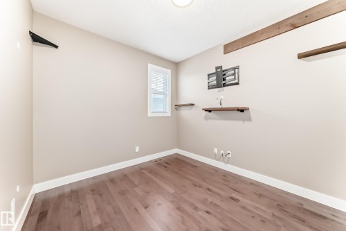7293 Morgan Road, Edmonton, AB - Indoor Photo Showing Other Room