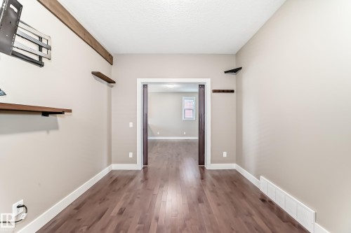 7293 Morgan Road, Edmonton, AB - Indoor Photo Showing Other Room