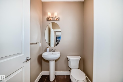7293 Morgan Road, Edmonton, AB - Indoor Photo Showing Bathroom