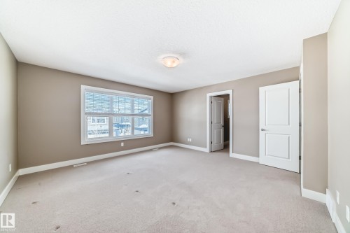 7293 Morgan Road, Edmonton, AB - Indoor Photo Showing Other Room