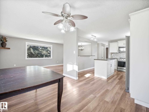 32 Manor Drive, Spruce Grove, AB - Indoor