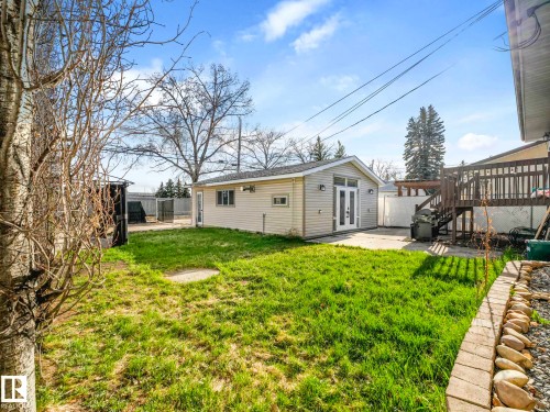 32 Manor Drive, Spruce Grove, AB - Outdoor