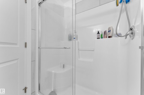 3016 4 Street, Edmonton, AB - Indoor Photo Showing Bathroom
