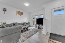 3016 4 Street, Edmonton, AB  - Indoor Photo Showing Living Room 