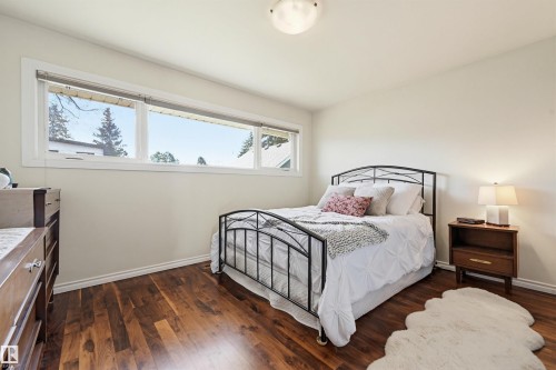 14521 85 Avenue, Edmonton, AB - Indoor Photo Showing Bedroom