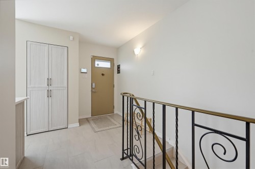 14521 85 Avenue, Edmonton, AB - Indoor Photo Showing Other Room