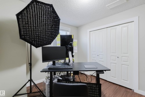 3534 Mclean Crescent, Edmonton, AB - Indoor