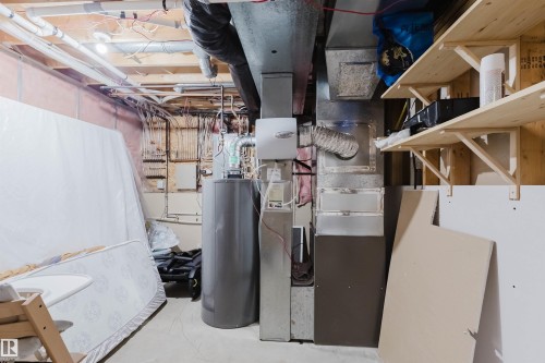 3534 Mclean Crescent, Edmonton, AB - Indoor Photo Showing Basement