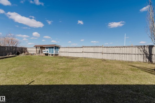 3534 Mclean Crescent, Edmonton, AB - Outdoor