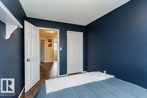 13806 38 Street, Edmonton, AB - Indoor Photo Showing Bedroom