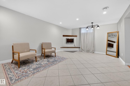 10740 44 Street, Edmonton, AB - Indoor Photo Showing Other Room