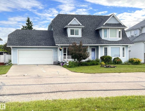 4003 LAKESHORE Drive  Bonnyville Town, AB T9N 1V7