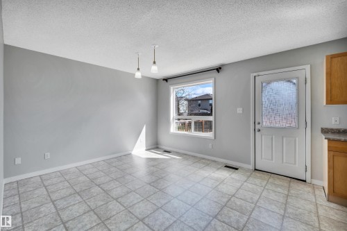 4316 151 Avenue, Edmonton, AB - Indoor Photo Showing Other Room