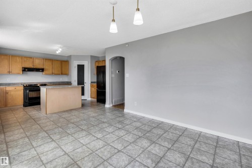 4316 151 Avenue, Edmonton, AB - Indoor Photo Showing Kitchen