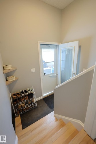 43 Brampton Street, Spruce Grove, AB - Indoor Photo Showing Other Room