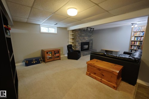 43 Brampton Street, Spruce Grove, AB - Indoor Photo Showing Basement