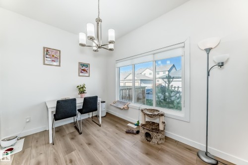 19 740 Daniels Way, Edmonton, AB - Indoor