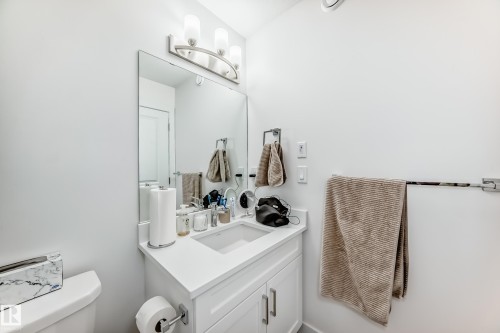 19 740 Daniels Way, Edmonton, AB - Indoor Photo Showing Bathroom