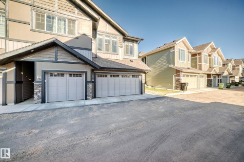 19 740 Daniels Way, Edmonton, AB - Outdoor
