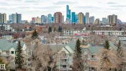 This property offers views of a distant urban skyline featuring tall buildings - 