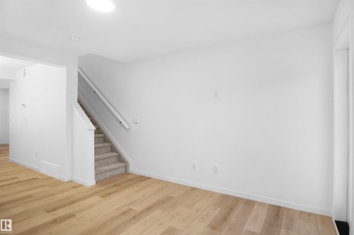 3-1211 Keswick Drive, Edmonton, AB - Indoor Photo Showing Other Room