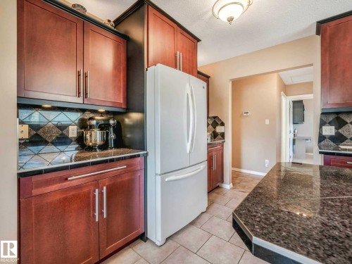 12715 95 Street, Edmonton, AB - Indoor Photo Showing Kitchen
