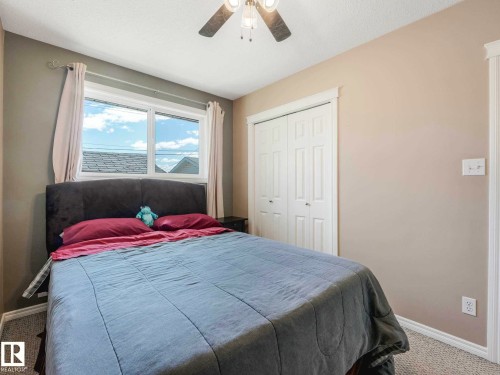 12715 95 Street, Edmonton, AB - Indoor Photo Showing Bedroom