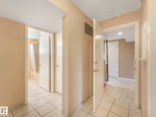 12715 95 Street, Edmonton, AB - Indoor Photo Showing Other Room